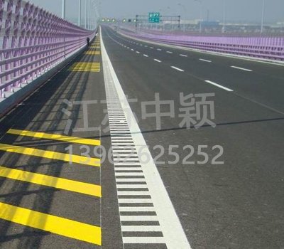 青島道路劃線 青島交通劃線一平方米多少錢？