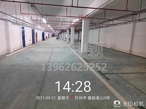 蘇州魯能泰山停車(chē)場(chǎng)劃線_車(chē)庫(kù)劃線項(xiàng)目順利完成。