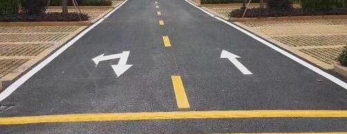 企業(yè)廠區(qū)道路劃線首選——江蘇中穎，專業(yè)、優(yōu)質(zhì)，讓安全出行無憂