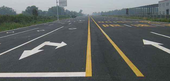 選擇江蘇中穎，為常州道路劃線提供優(yōu)質(zhì)解決方案