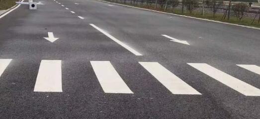 合肥廠區(qū)路面劃線成本揭秘，合肥市場的價格范圍與選擇建議